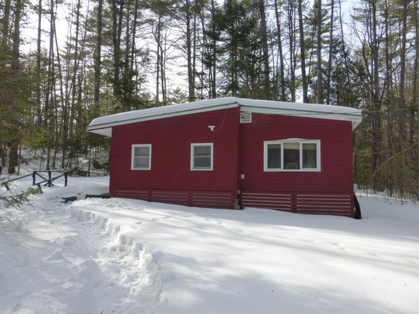 9 Roberts Lane, Porter, ME 04068