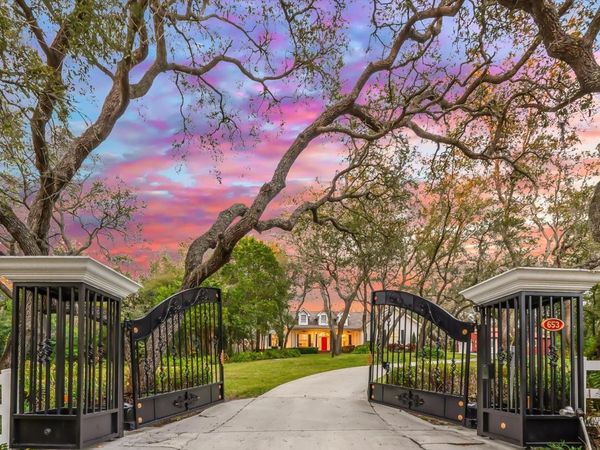 653 OLD EAST LAKE ROAD, TARPON SPRINGS, FL 34688