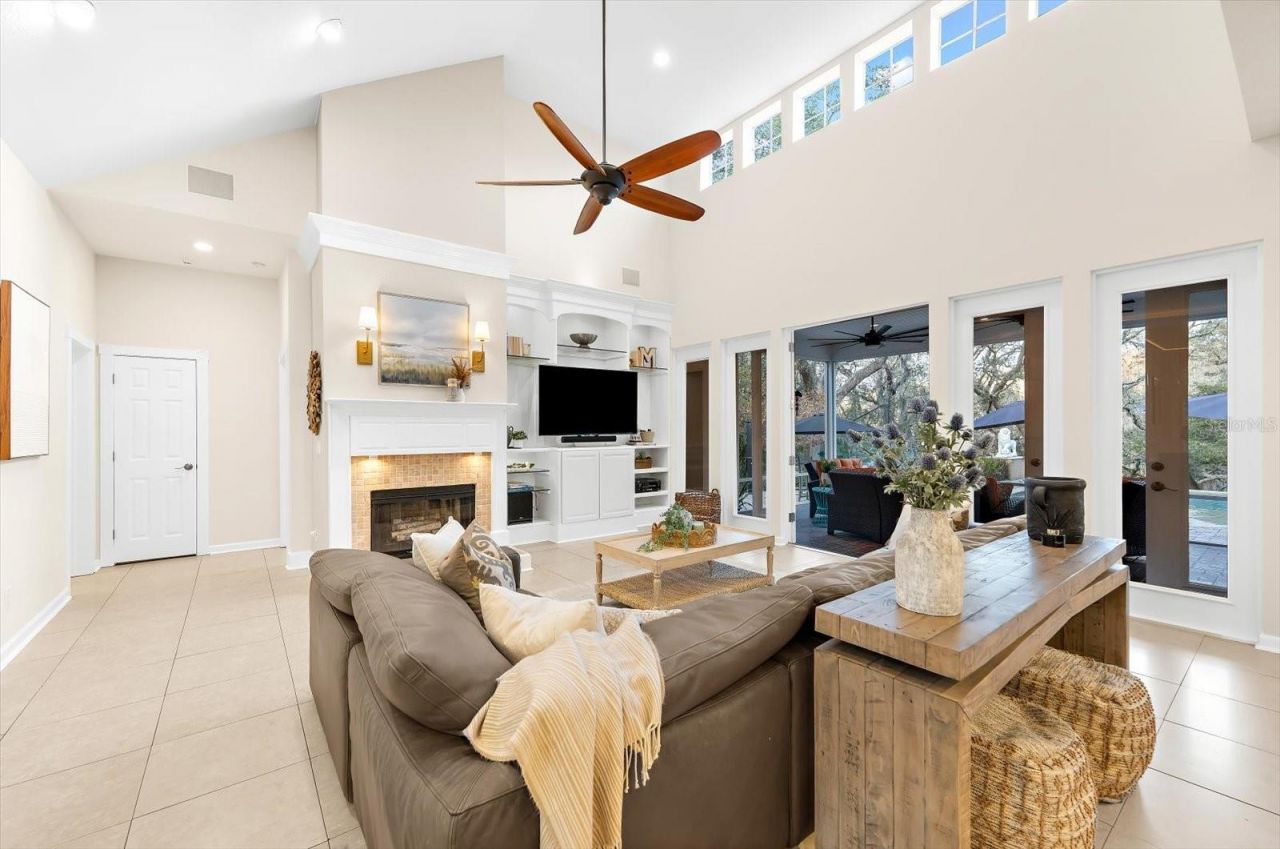 653 Old East Lake Road, Tarpon Springs, FL 34688 Photo