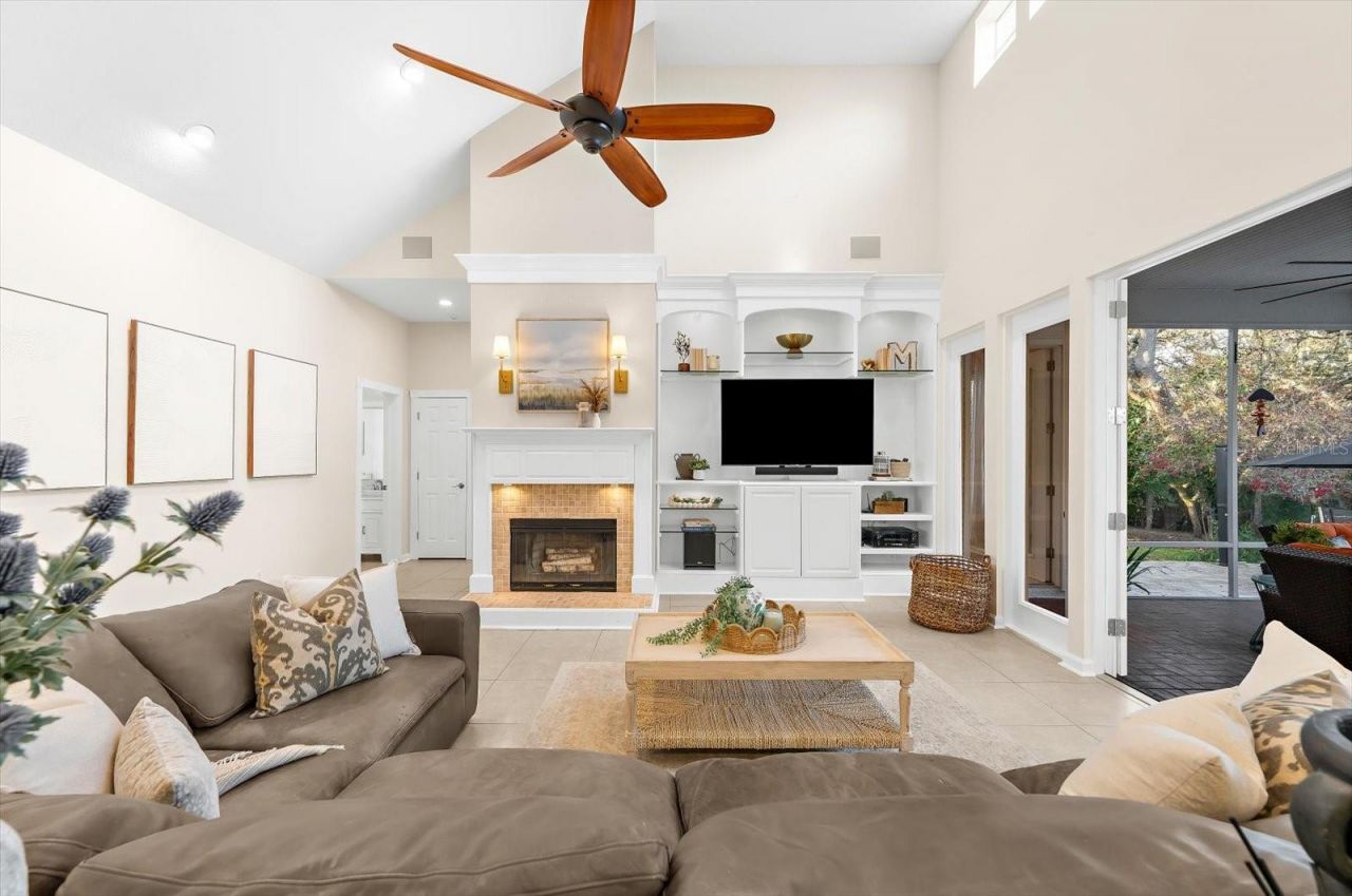 653 Old East Lake Road, Tarpon Springs, FL 34688 Photo