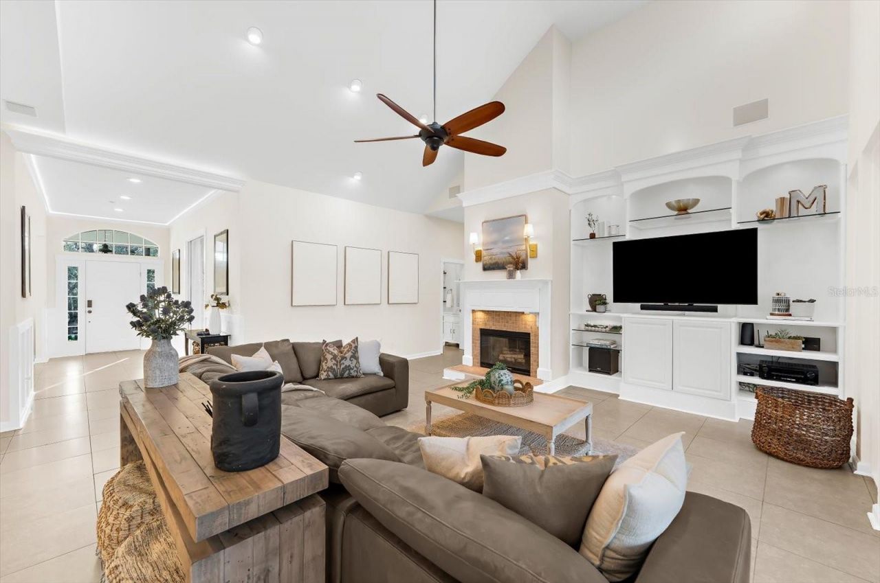 653 Old East Lake Road, Tarpon Springs, FL 34688 Photo