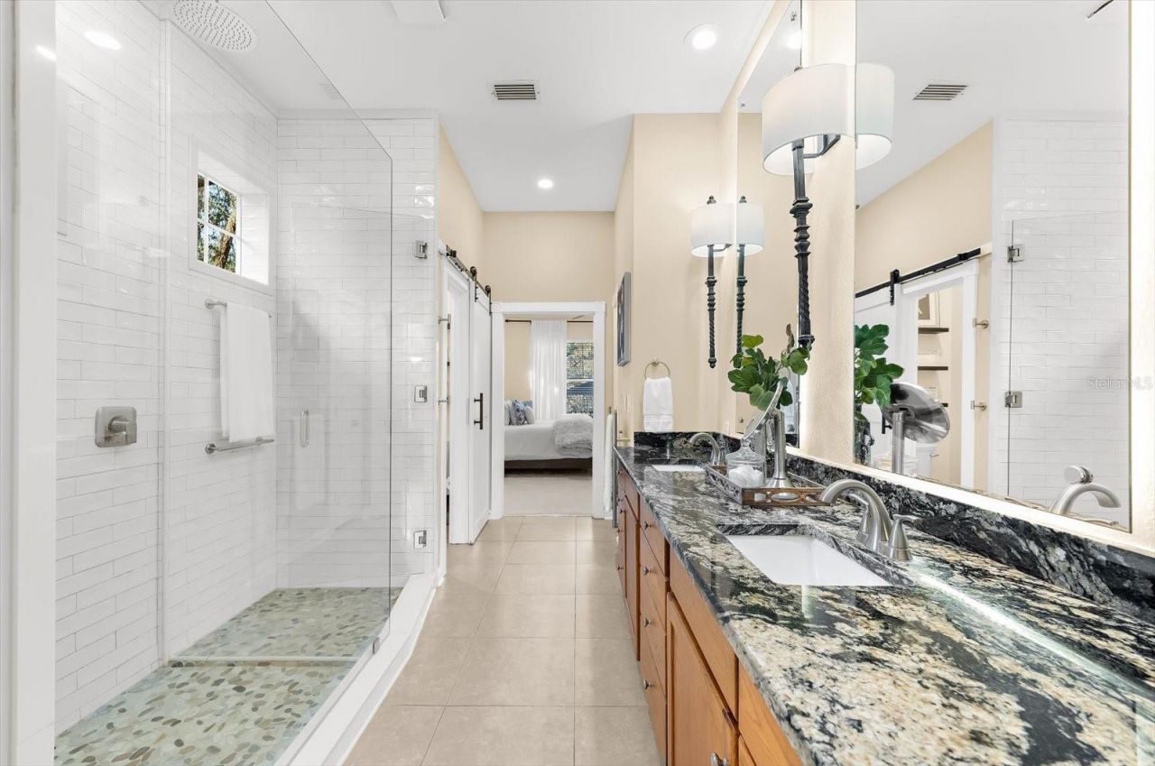 653 Old East Lake Road, Tarpon Springs, FL 34688 Photo