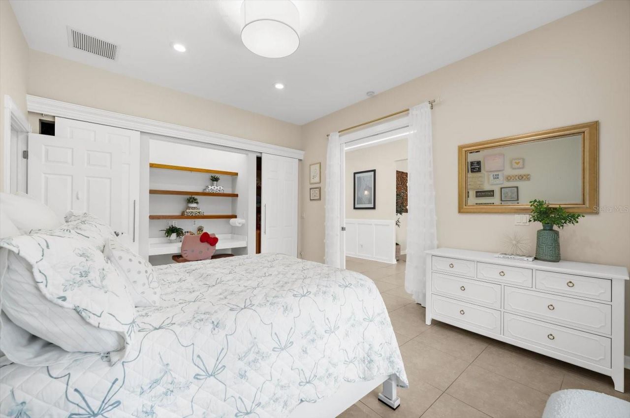 653 Old East Lake Road, Tarpon Springs, FL 34688 Photo