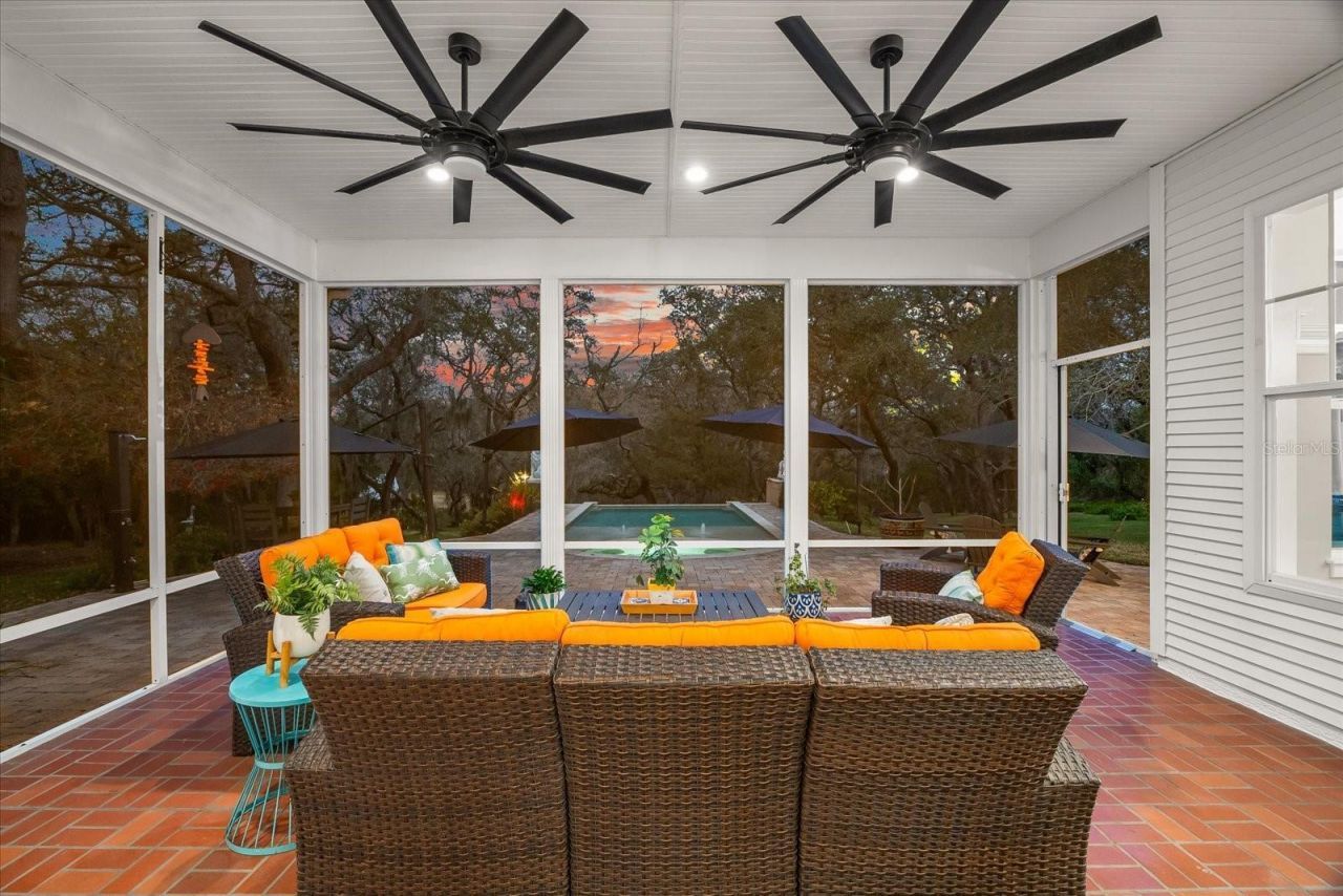 653 Old East Lake Road, Tarpon Springs, FL 34688 Photo