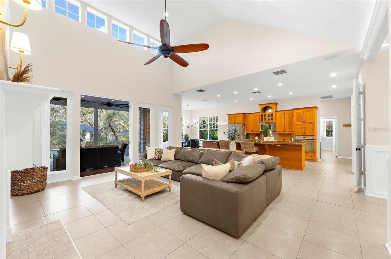 653 Old East Lake Road, Tarpon Springs, FL 34688 Photo