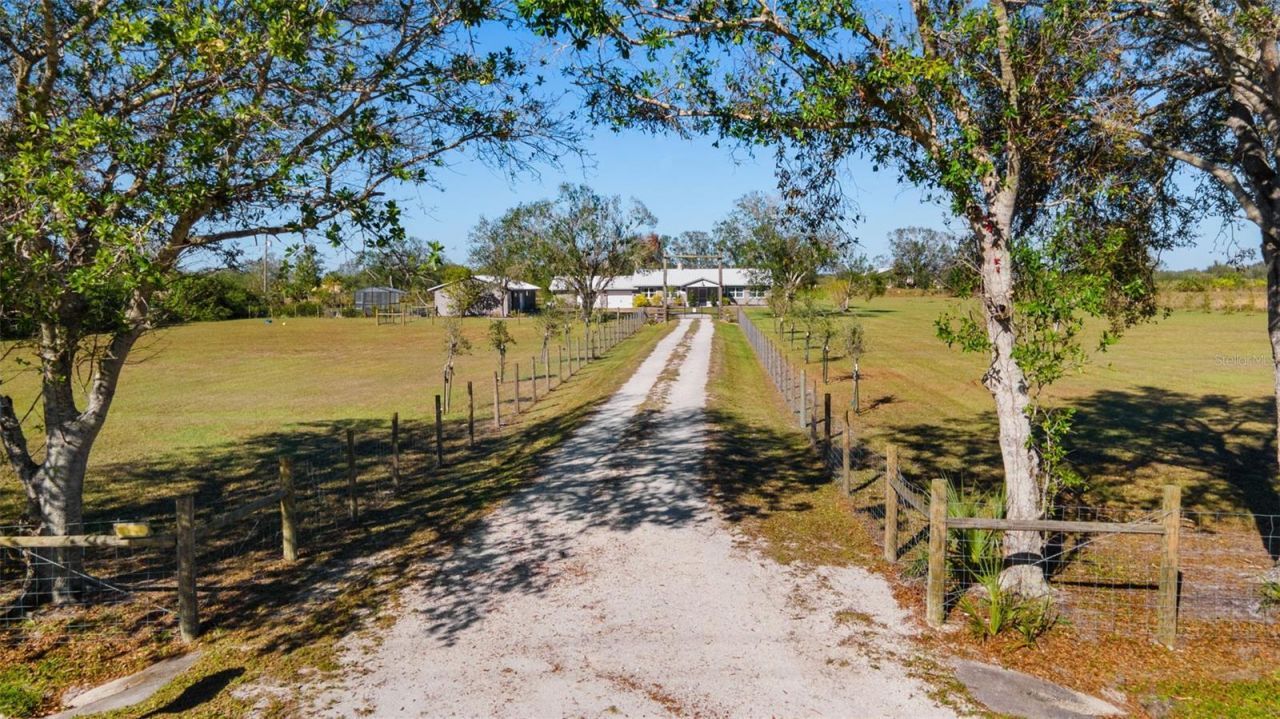 2222 SE Mcclelland Drive, Arcadia, FL 34266 Photo