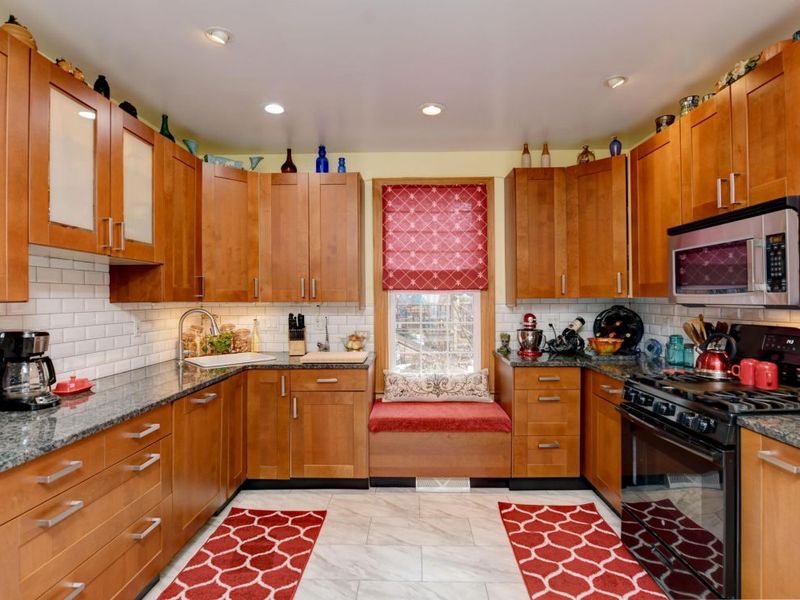 1076 Franklin Avenue, Columbus, OH 43205 Photo 6