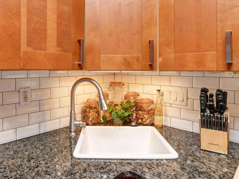 1076 Franklin Avenue, Columbus, OH 43205 Photo 8