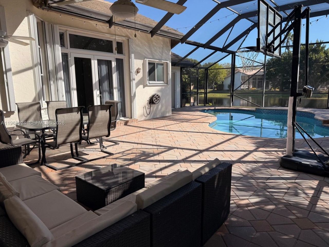 2644 Miller Ct , Weston, FL 33332 Photo