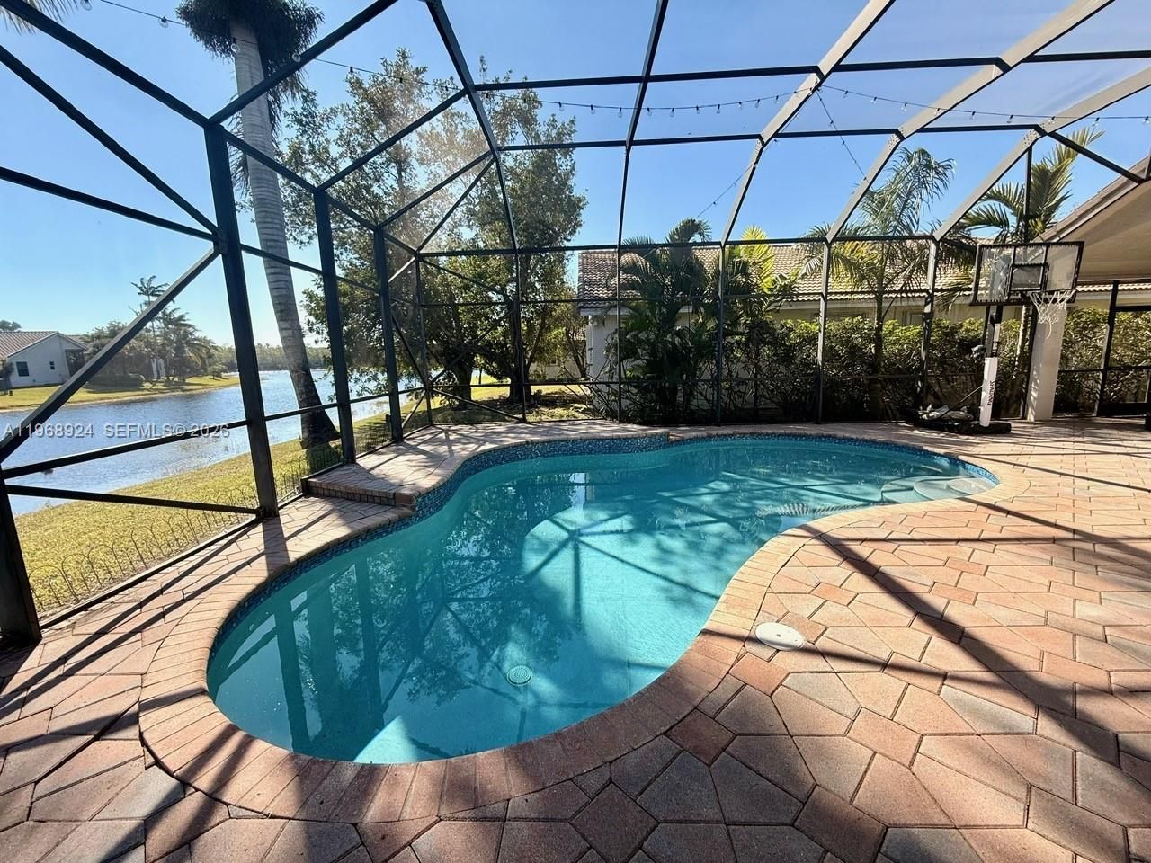 2644 Miller Ct , Weston, FL 33332 Photo