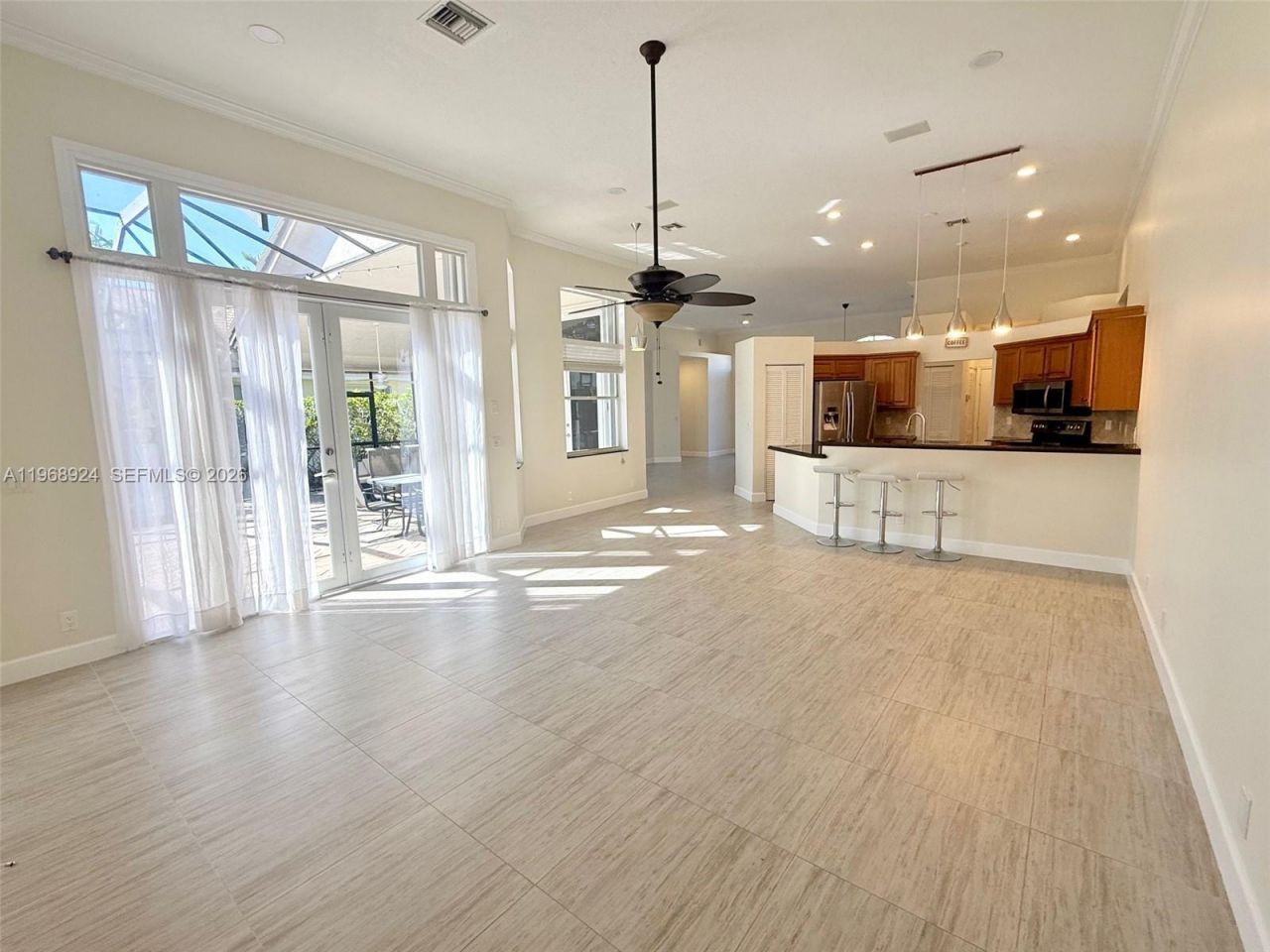 2644 Miller Ct , Weston, FL 33332 Photo