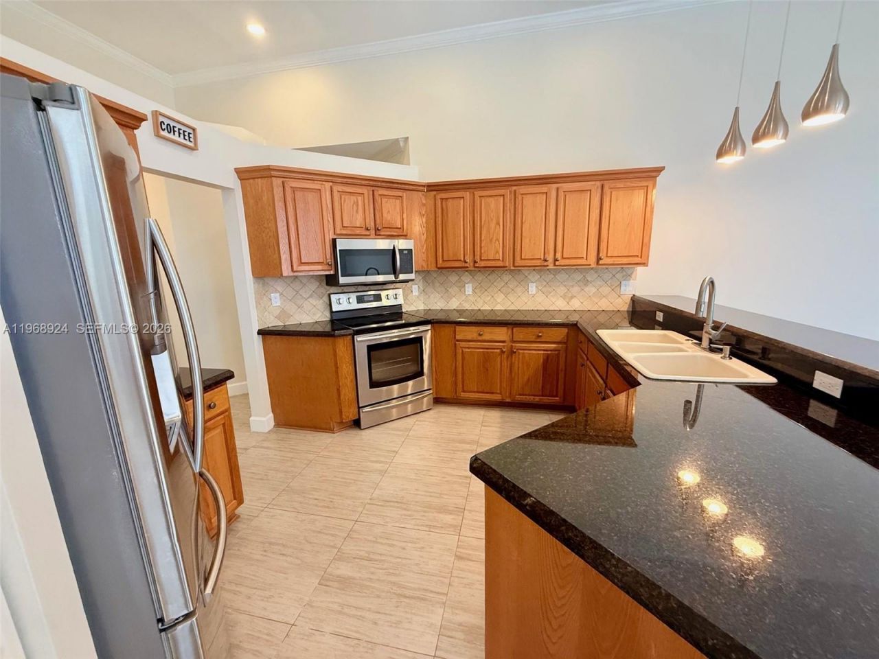 2644 Miller Ct , Weston, FL 33332 Photo