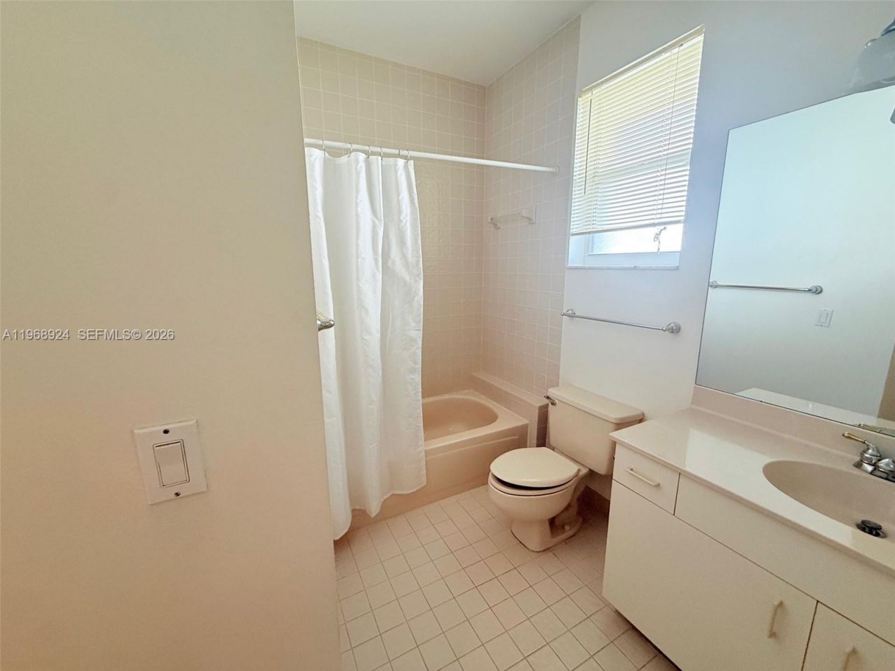 2644 Miller Ct , Weston, FL 33332 Photo