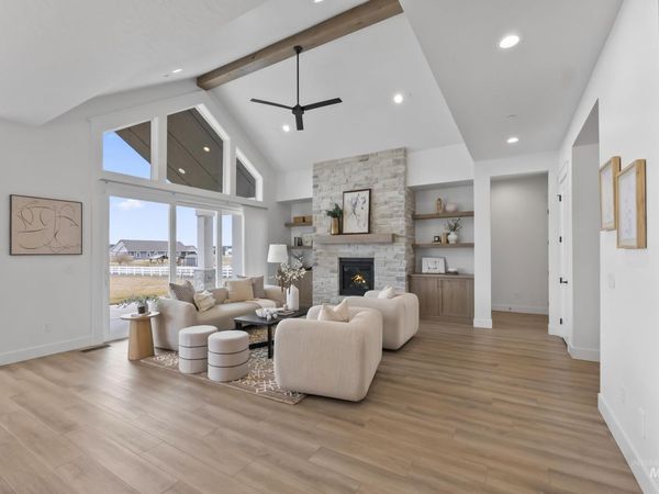 8835 Double Shot Hollow Ln, Middleton, ID 83644