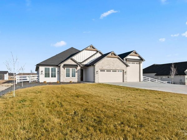 8835 Double Shot Hollow Ln, Middleton, ID 83644