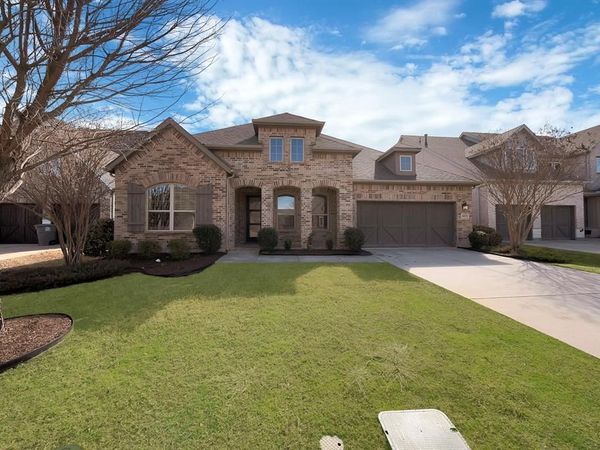 8052 Sarahville Drive, Dallas, TX 75252