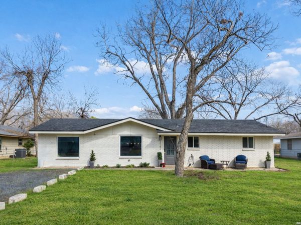 2151 Gruene, New Braunfels, TX 78130