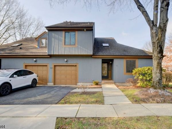 4 Hawthorne Pl, Bernards, NJ 07920