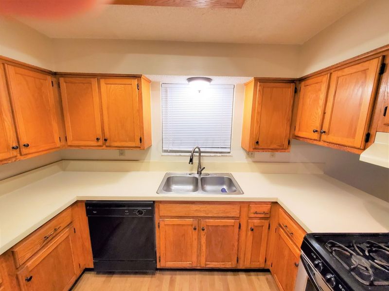 6423 Plankton Drive, Columbus, OH 43213 Photo 9