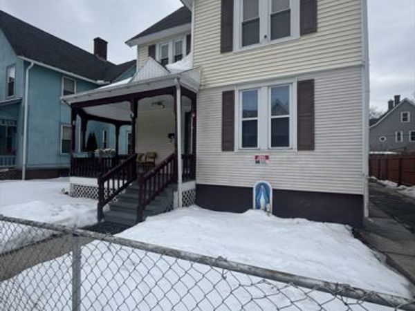158 Bowles St, Springfield, MA 01109