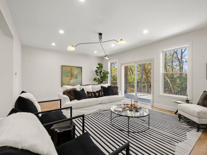 3342 Fairfield Avenue, Cincinnati, OH 45207 Photo 9