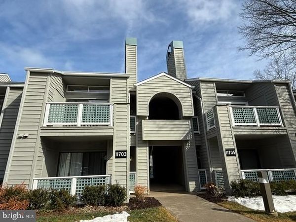 11703 B SUMMERCHASE CIRCLE, RESTON, VA 20194