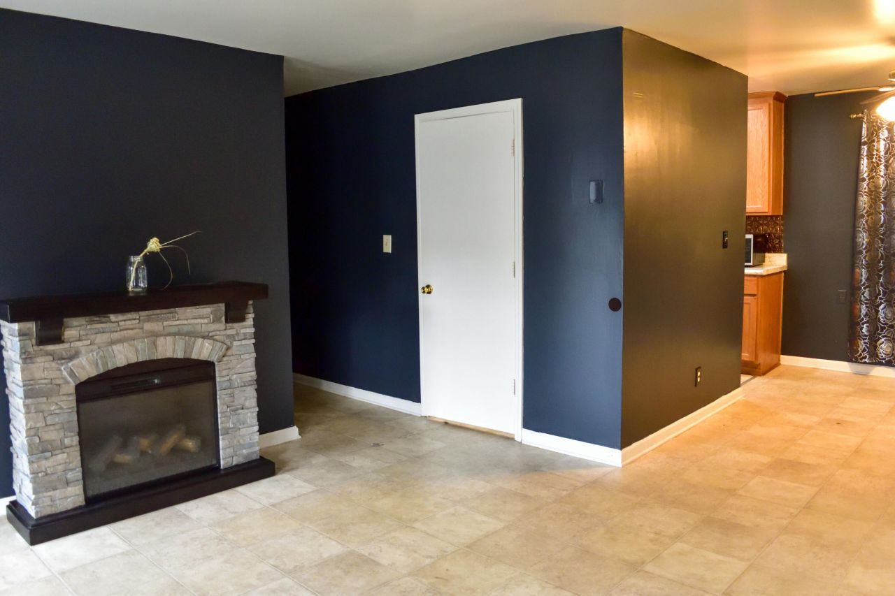 1846 Hazelwood Drive Photo 4