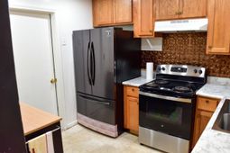 1846 Hazelwood Drive photo 4