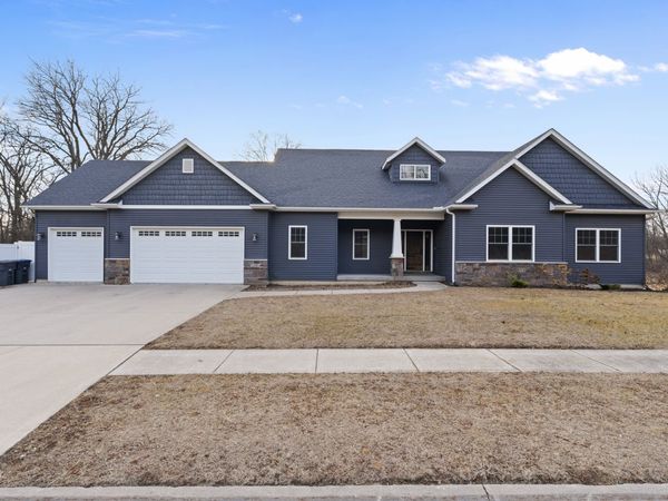 3504 Shadow Wood Court, Milan, IL 61264