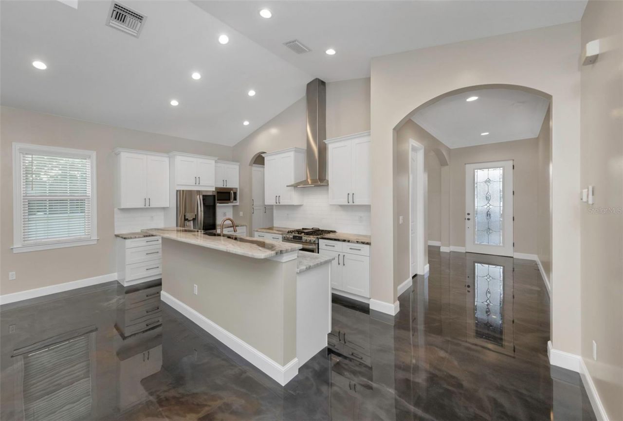 2348 2nd Avenue S, Saint Petersburg, FL 33712 Photo