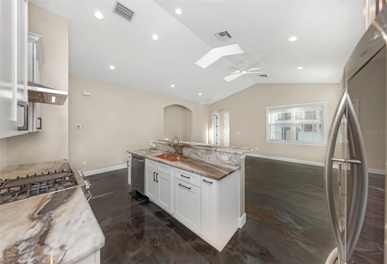 2348 2nd Avenue S, Saint Petersburg, FL 33712 Photo