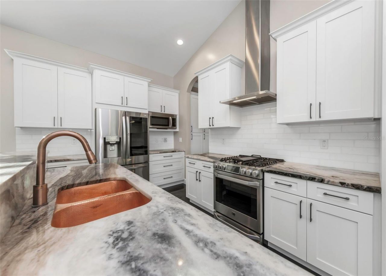 2348 2nd Avenue S, Saint Petersburg, FL 33712 Photo