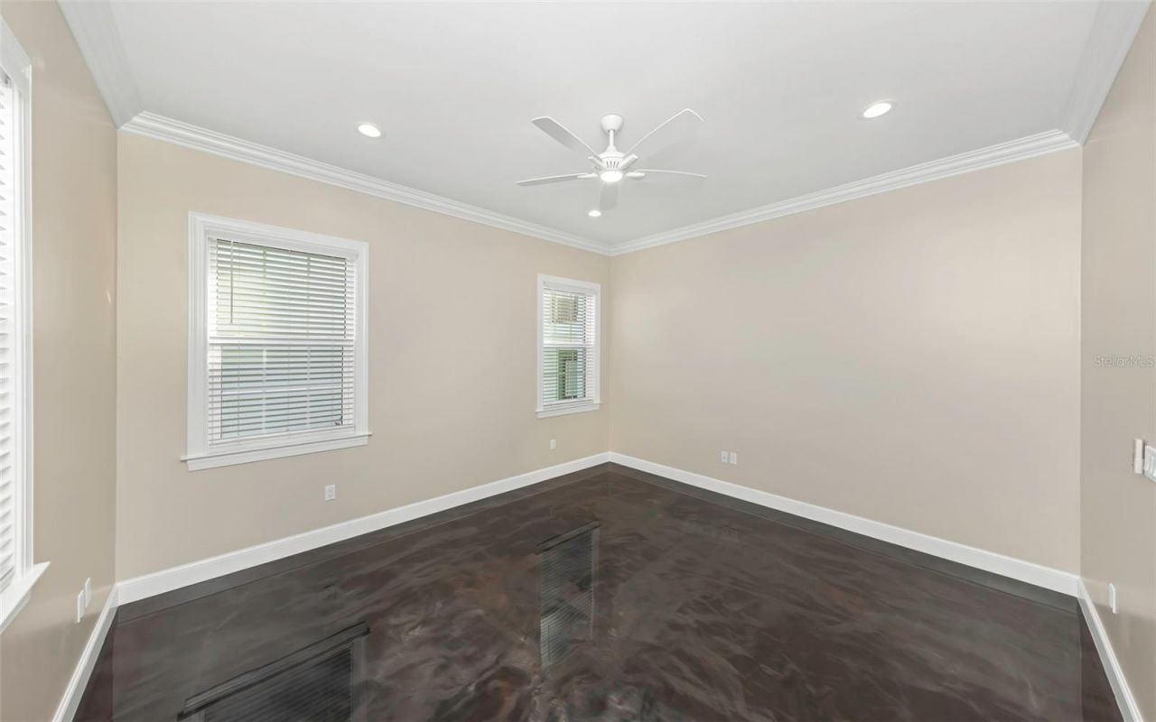 2348 2nd Avenue S, Saint Petersburg, FL 33712 Photo