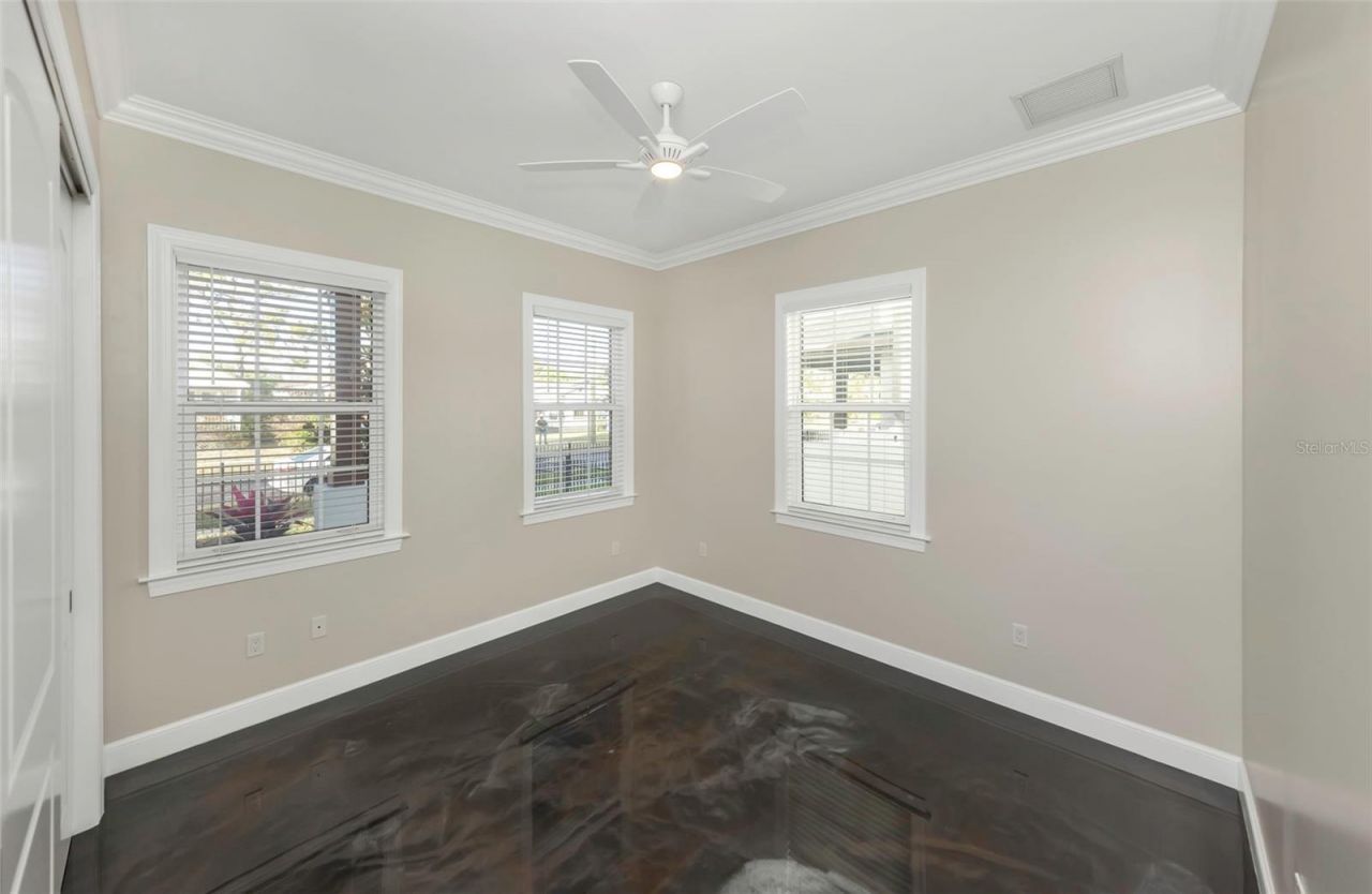 2348 2nd Avenue S, Saint Petersburg, FL 33712 Photo