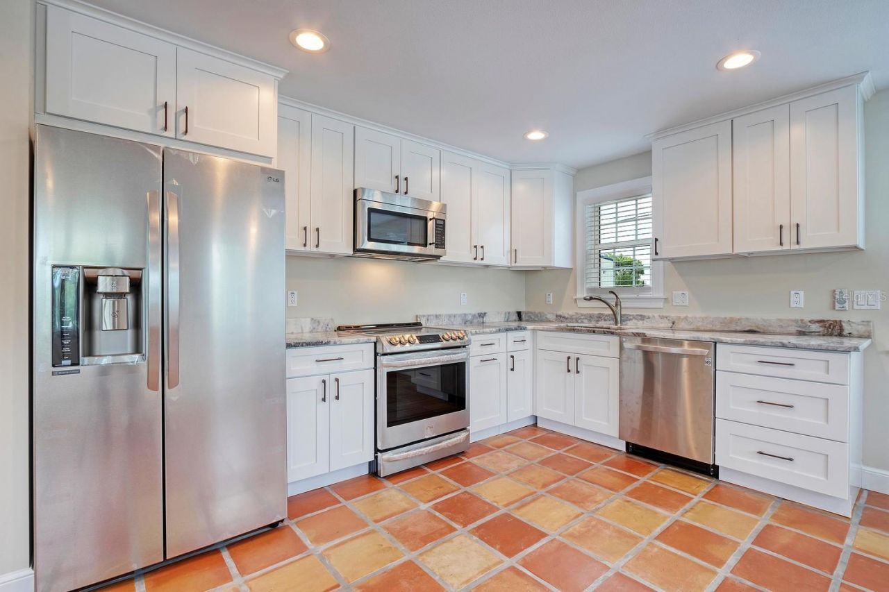 2348 2nd Avenue S, Saint Petersburg, FL 33712 Photo