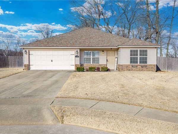 5249 Flint Creek Cove, Springdale, AR 72762