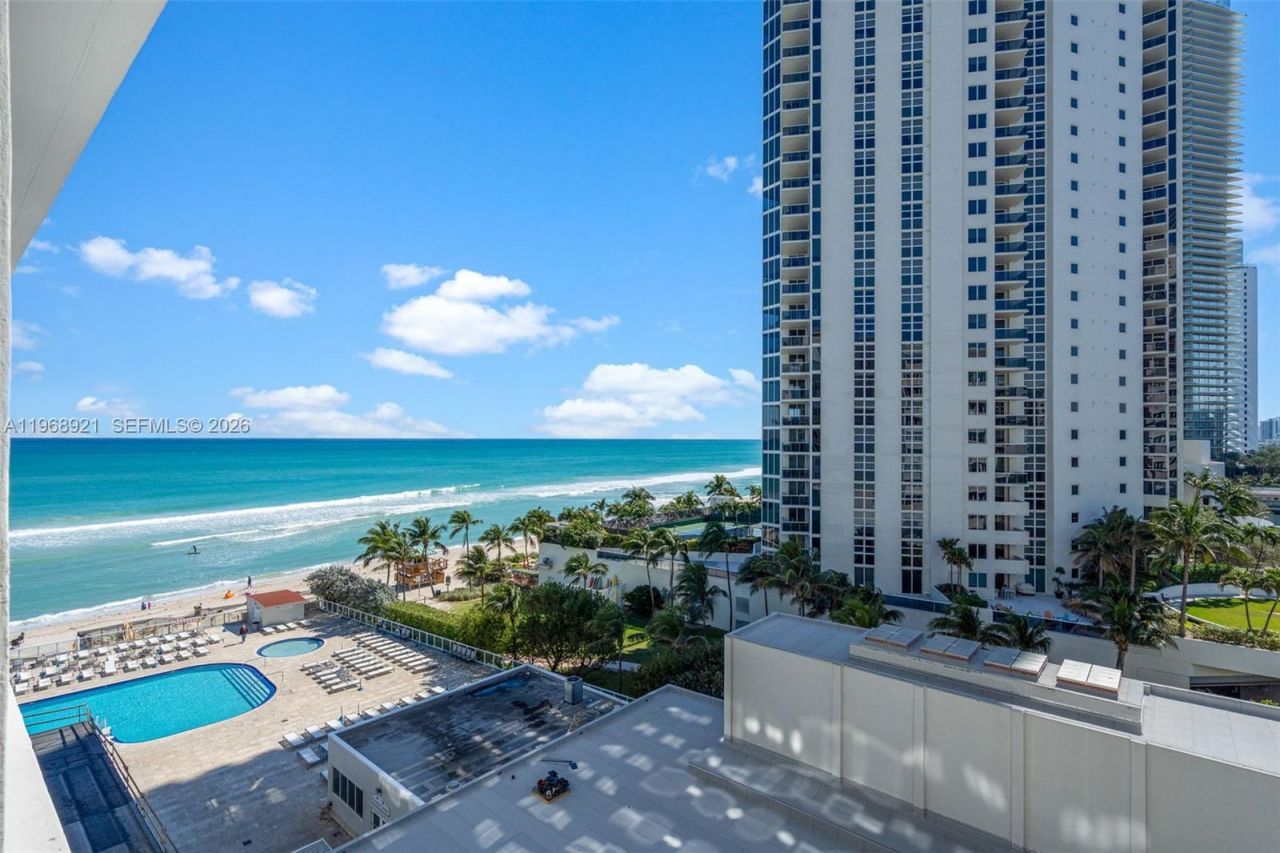 19201 Collins Ave, Unit 603, Sunny Isles Beach, FL 33160 Photo