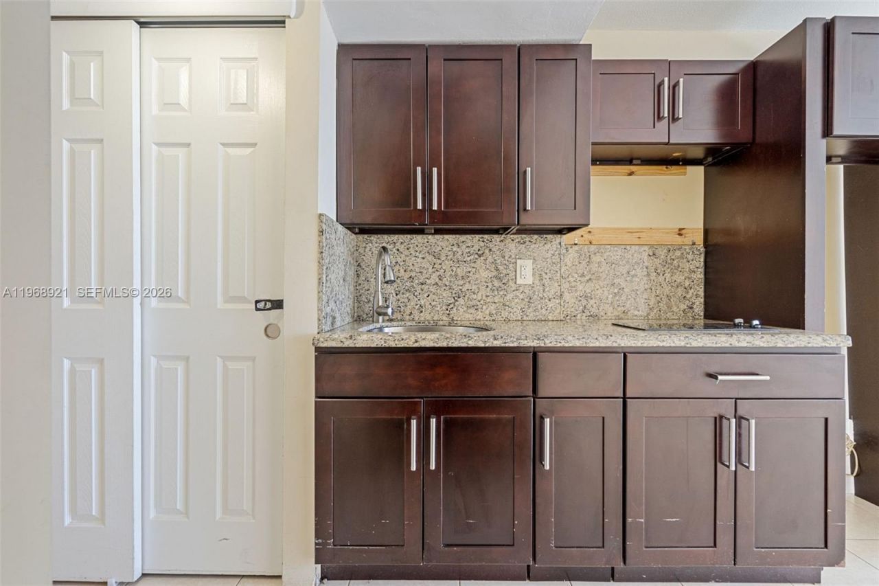 19201 Collins Ave, Unit 603, Sunny Isles Beach, FL 33160 Photo