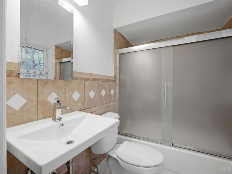 440 W Sharon, Cincinnati, OH 45246 Photo 30