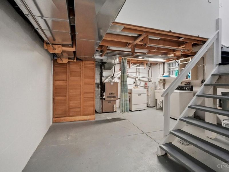 440 W Sharon, Cincinnati, OH 45246 Photo 33