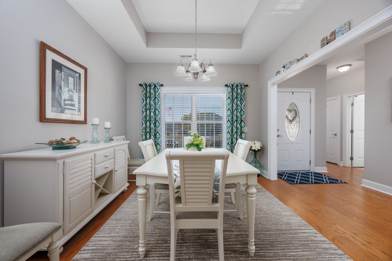 537 Hillsborough Dr. Photo 27