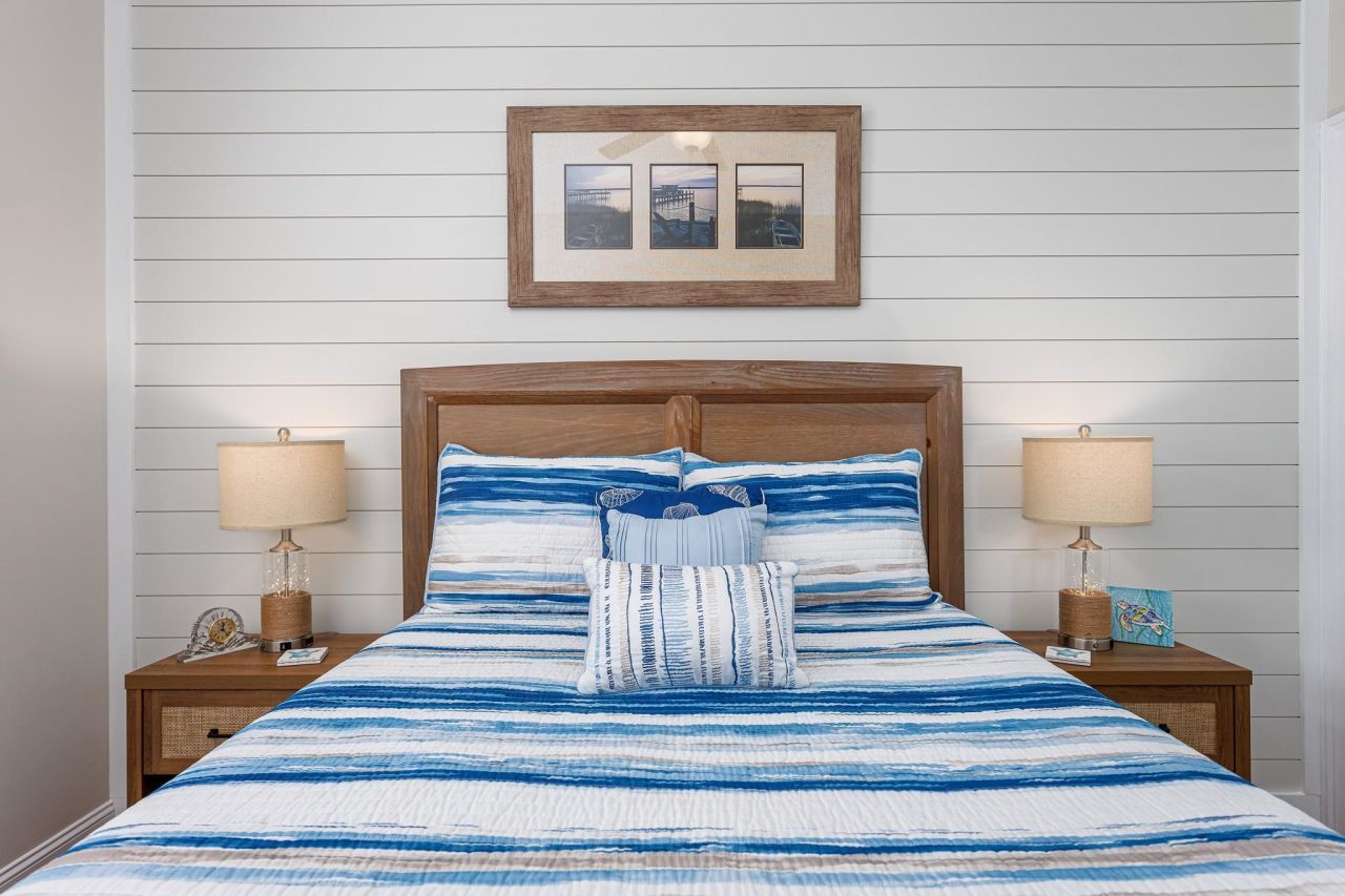 537 Hillsborough Dr. Photo 31