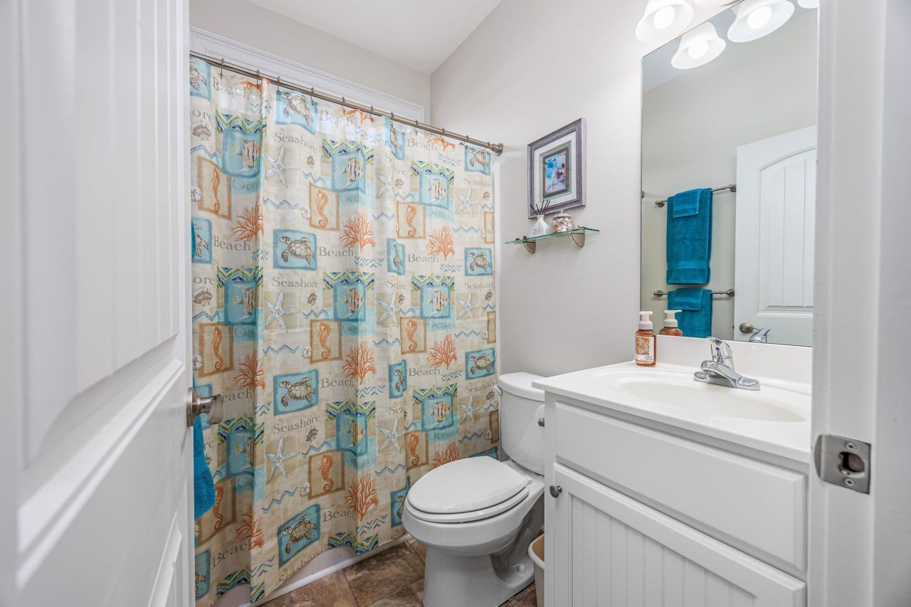 537 Hillsborough Dr. Photo 34