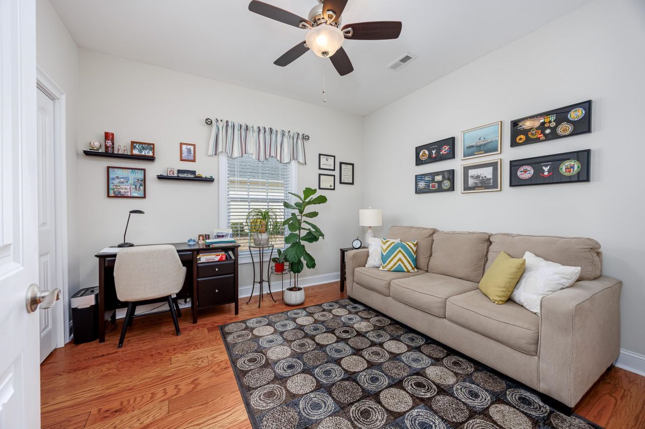 537 Hillsborough Dr. Photo 35