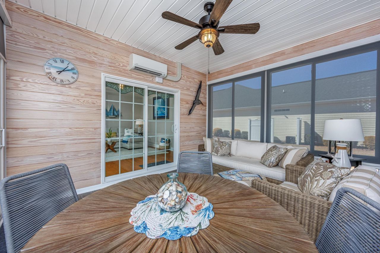 537 Hillsborough Dr. Photo 40