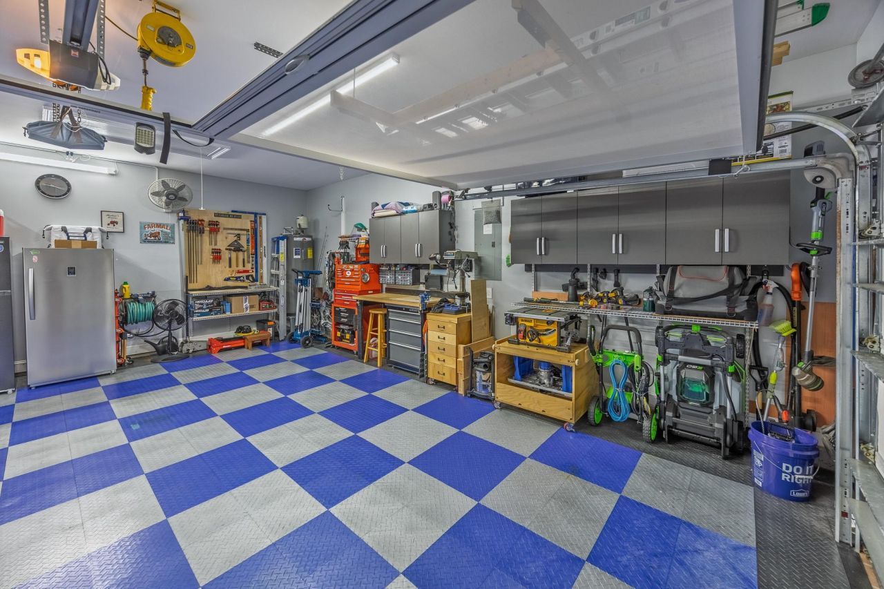 537 Hillsborough Dr. Photo 42