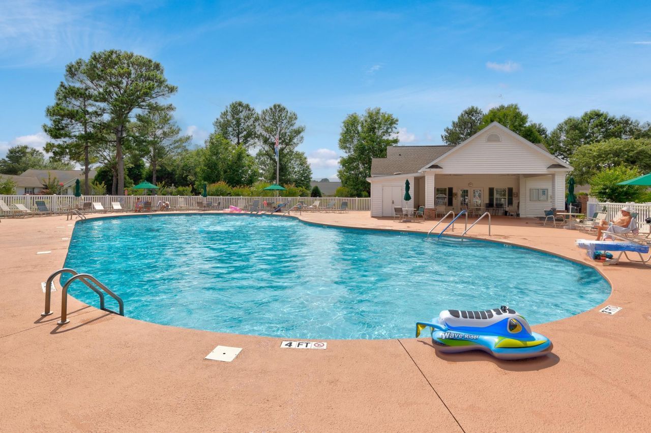 537 Hillsborough Dr. Photo 58