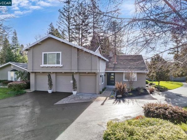 187 187 Cypress Point Way, Moraga, CA 94556