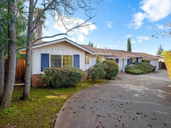 1367 1367 Yosemite Cir, Clayton, CA 94517