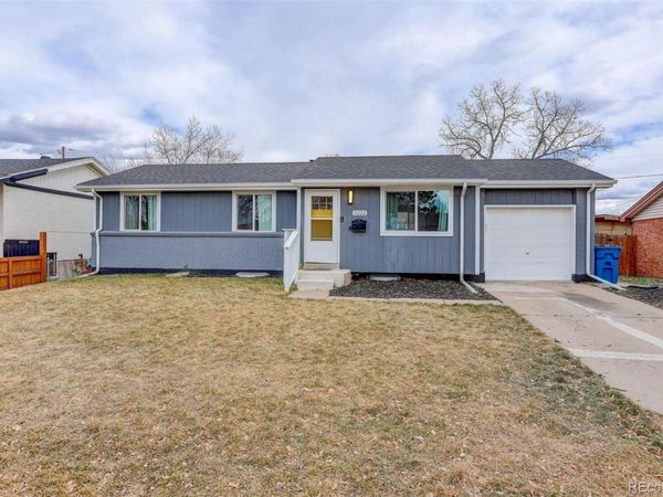3222 Blackhawk Circle, Aurora, CO 80011